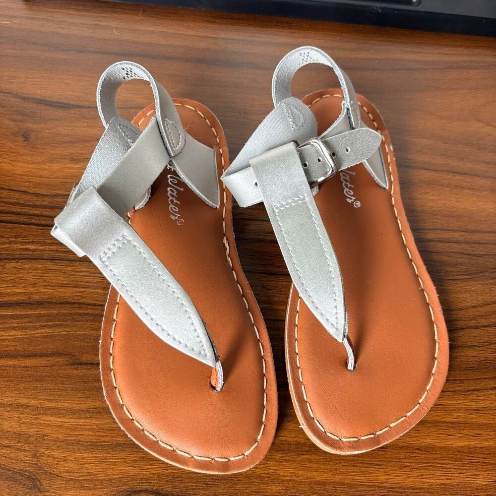 Salt Water Sandals by Hoy Kids 12 Silver Leather T-thong Luxury Boardwalk Preppy
